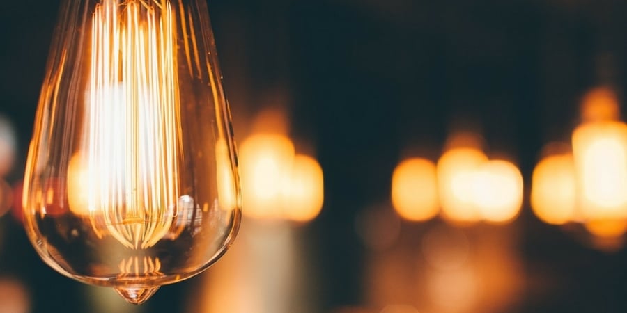 7 Ways to Use Edison Bulbs in your Home Decor