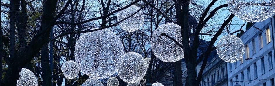 hanging light balls in trees holiday lighting alternatives